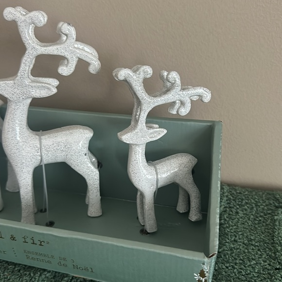 Tinsel & Fir White Glitter Reindeer Set of 3 NEW - Picture 5 of 8